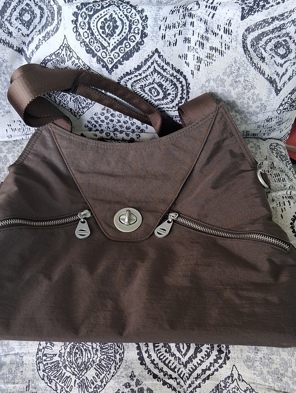 Baggallini Chocolate Brown Shoulder Bag with Silver Hardware